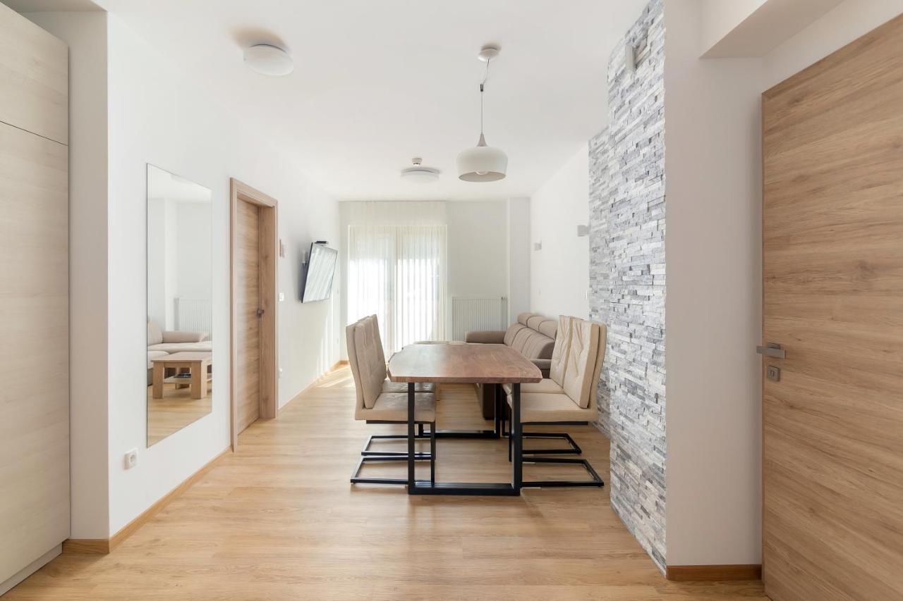 קרנייסקה גורה Vila Vita Apartments מראה חיצוני תמונה