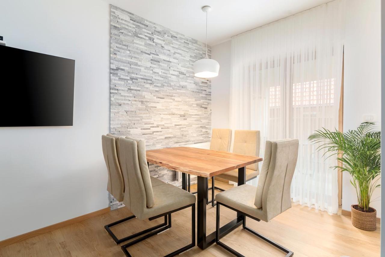 קרנייסקה גורה Vila Vita Apartments מראה חיצוני תמונה